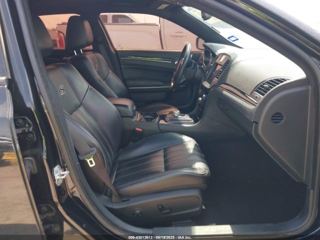 2022 CHRYSLER 300 2C3CCABG9NH107592 Photo 4