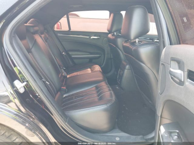 2022 CHRYSLER 300 2C3CCABG9NH107592 Photo 7