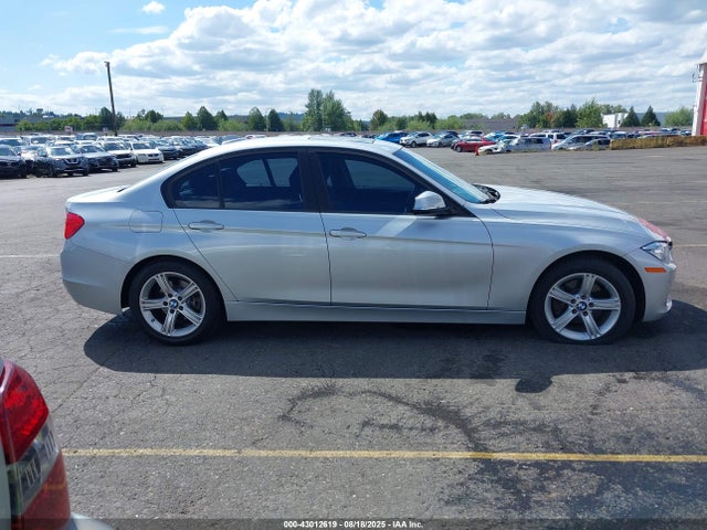 BMW 2014 2014 WBA3B3C53EJ981732 Image 13