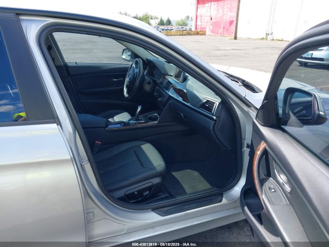 BMW 2014 2014 WBA3B3C53EJ981732 Image 5