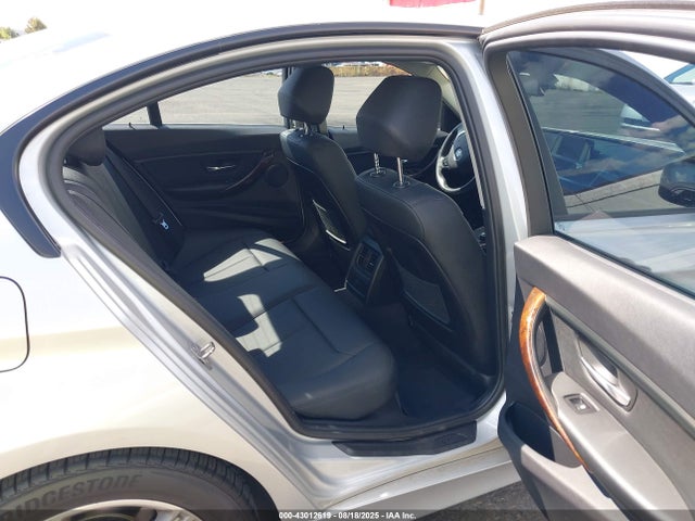 BMW 2014 2014 WBA3B3C53EJ981732 Image 8