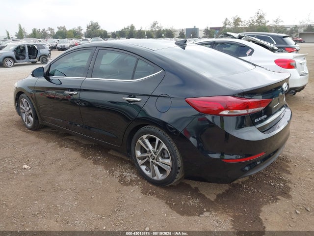 5NPD84LFXHH027058 Hyundai 2017