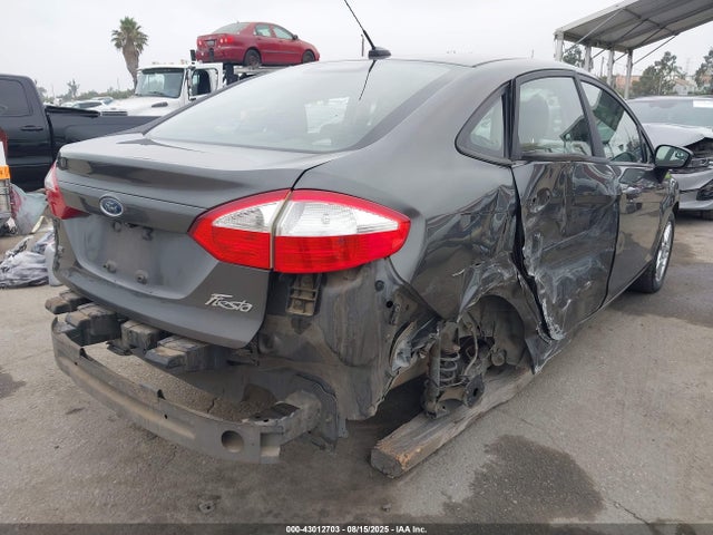 Ford 2019 2019 3FADP4BJXKM101921 Image 4