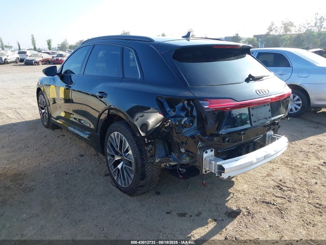 2024 AUDI Q8 E-TRON WA15AAGE4RB044864 Photo 2
