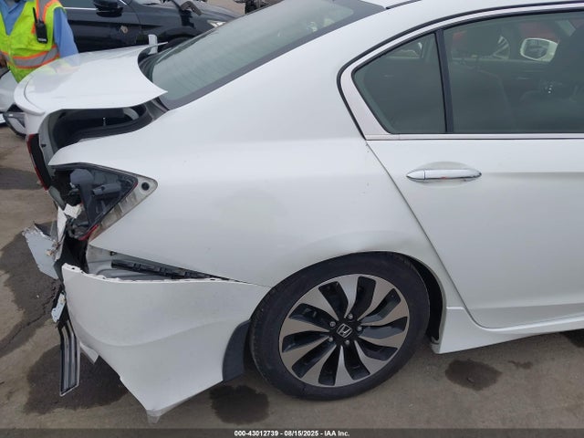 Honda lfa1 2017 JHMCR6F78HC030902 Image 17