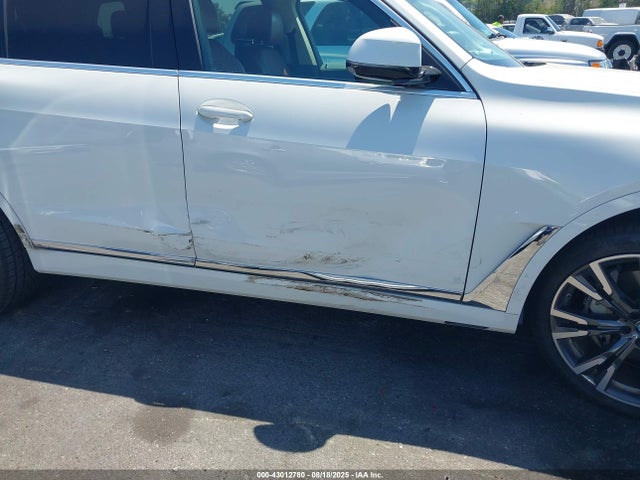 5UXCX4C57KLS37169 BMW X7
