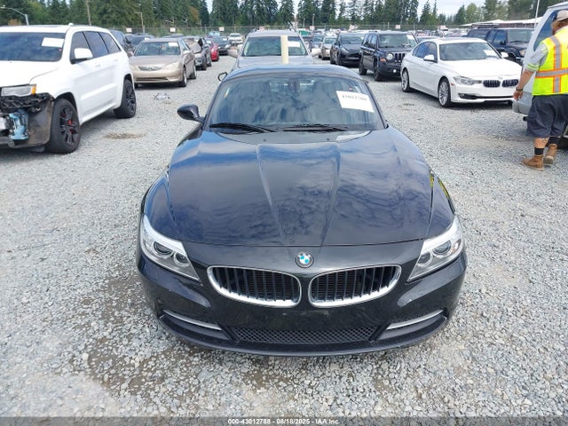 BMW Z4 2016 WBALL5C59G5A20575 Image 13