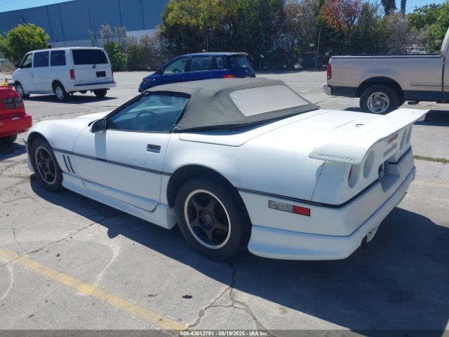 1989 CHEVROLET CORVETTE 1G1YY3182K5122164 Photo 2