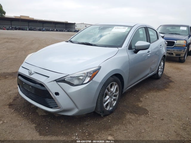 3MYDLBYV8JY331566 Toyota p5v