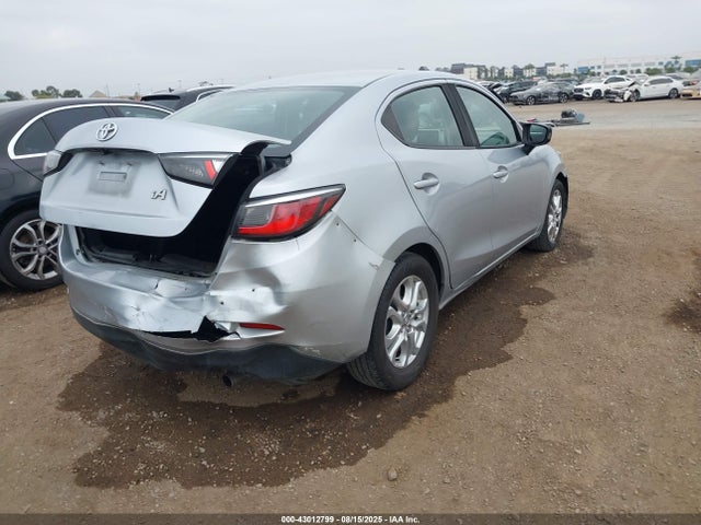 3MYDLBYV8JY331566 Toyota p5v