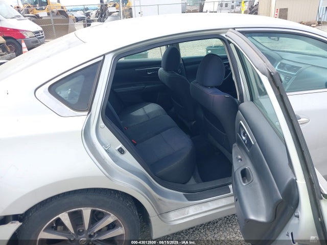 1N4AL3AP6HC188077 Nissan Altima