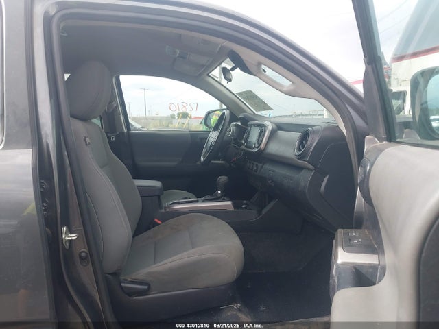 5TFAX5GN7LX172813 Toyota 2tr-fe