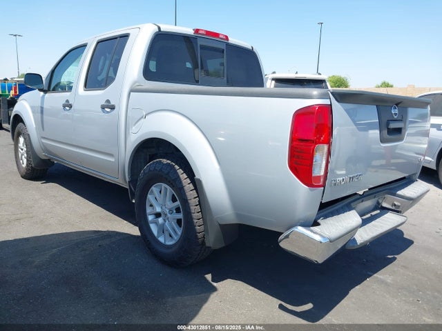 1N6AD0ER5JN739687 Nissan 2018