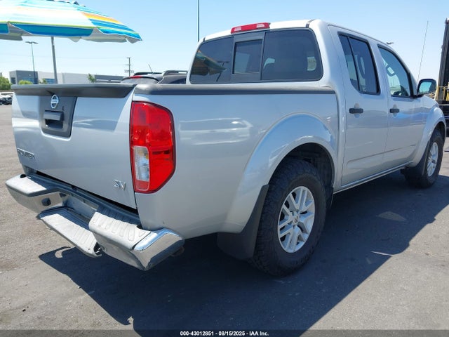 1N6AD0ER5JN739687 Nissan 2018