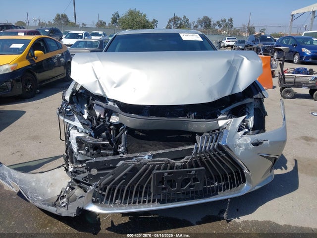Lexus a25a-fxs, 3nm 2023 58ADA1C14PU030697 Image 6