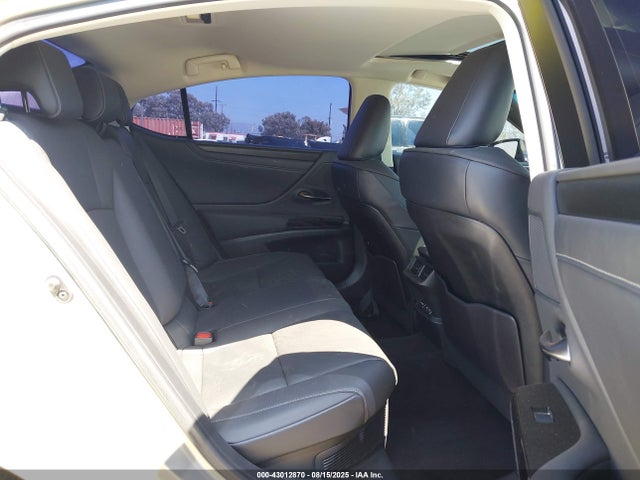 Lexus a25a-fxs, 3nm 2023 58ADA1C14PU030697 Image 8
