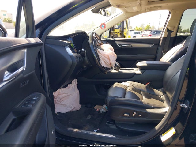 2019 CADILLAC XT5 1GYKNDRSXKZ259657 Photo 4