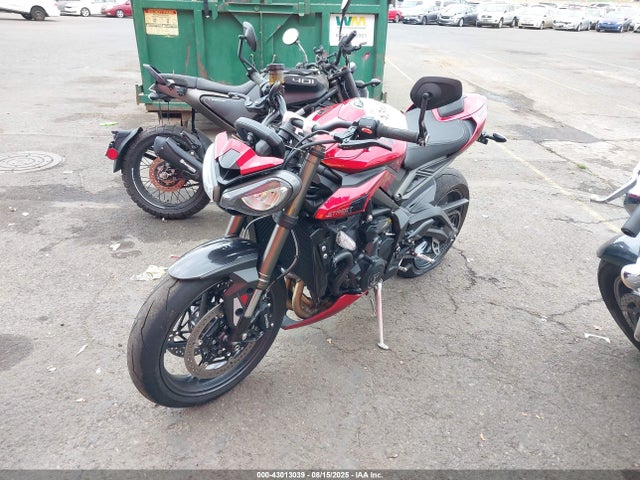 Triumph Motorcycle Street Triple 2025 SMTA614K8STCE9944 Image 2