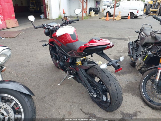 Triumph Motorcycle Street Triple 2025 SMTA614K8STCE9944 Image 3