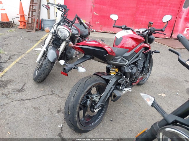 Triumph Motorcycle Street Triple 2025 SMTA614K8STCE9944 Image 4