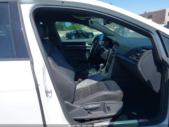 2018 VOLKSWAGEN GOLF R WVWVF7AU5JW174854 Photo 4