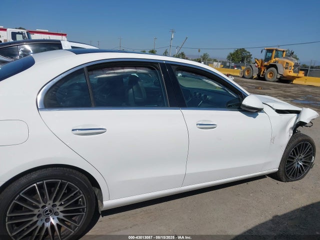 W1KAF4GB9RR172365 Mercedes-Benz m254