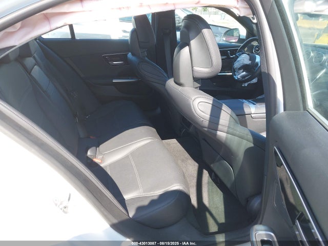 W1KAF4GB9RR172365 Mercedes-Benz m254