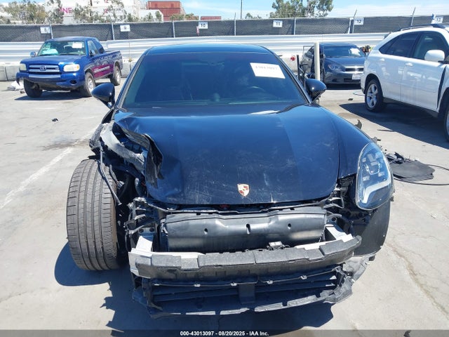 Porsche Panamera 2019 WP0AA2A78KL101278 Image 12