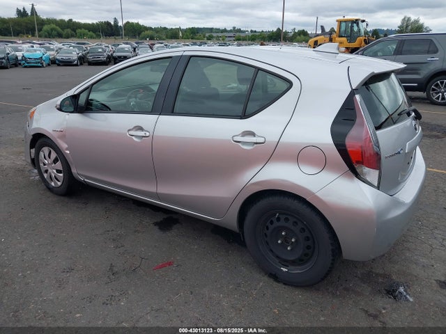 JTDKDTB38F1587024 Toyota 1nz-fxe+1lm