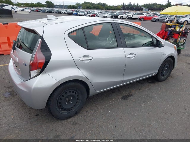 JTDKDTB38F1587024 Toyota 1nz-fxe+1lm