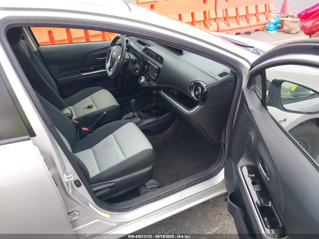 JTDKDTB38F1587024 Toyota 1nz-fxe+1lm
