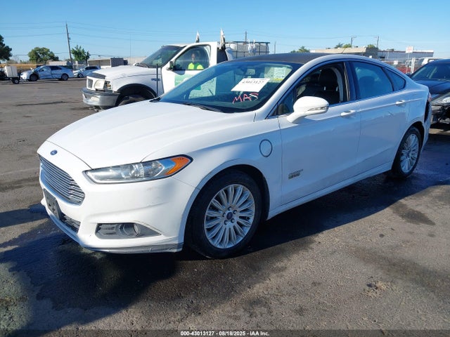 Ford 2015 2015 3FA6P0PU4FR128190 Image 2