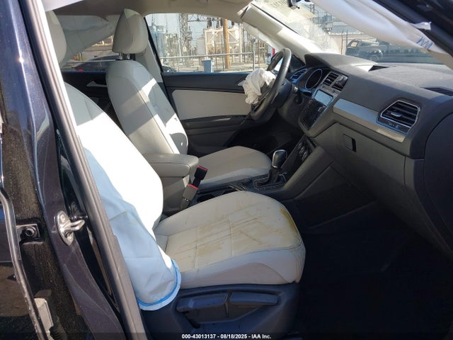 3VV2B7AX1KM090123 Volkswagen Tiguan