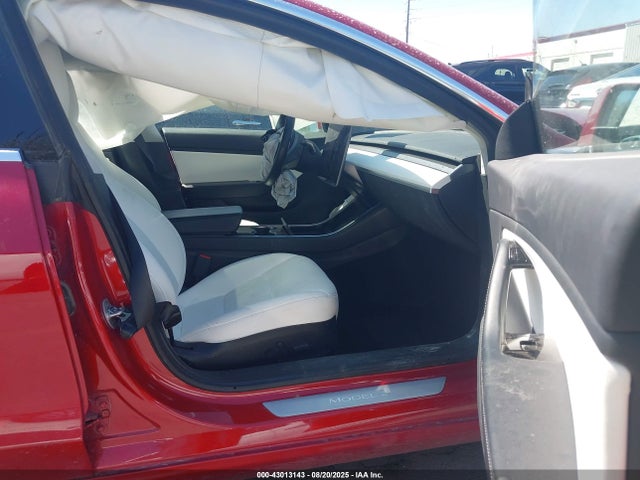 2018 TESLA MODEL 3 5YJ3E1EB9JF086412 Photo 4