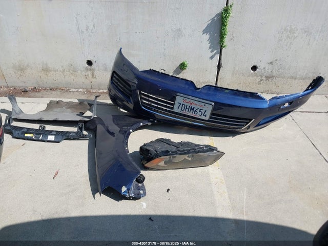 WVGEF9BP0ED008999 Volkswagen Touareg