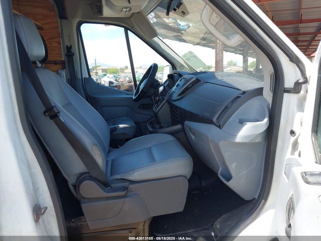 1FTNR3XM1FKA29218 Ford 2015