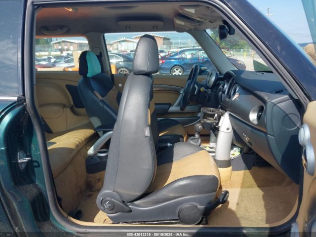 2006 MINI COOPER S WMWRE33506TJ33461 Photo 4