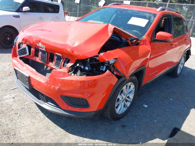 1C4PJLCB9MD173895 Jeep Cherokee
