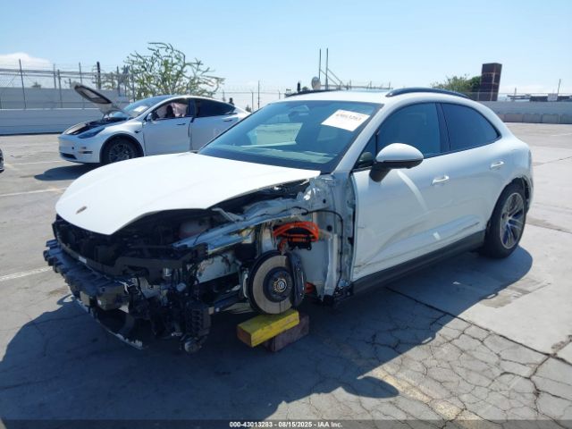 2025 PORSCHE MACAN ELECTRIC WP1AA2XA2SL000364 Photo 1