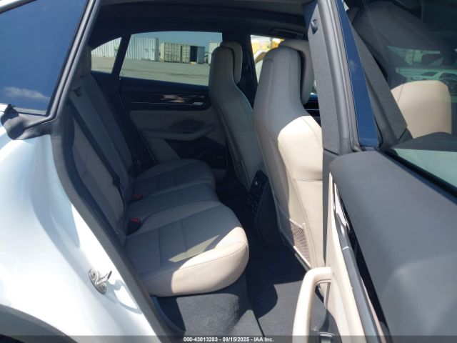 2025 PORSCHE MACAN ELECTRIC WP1AA2XA2SL000364 Photo 7