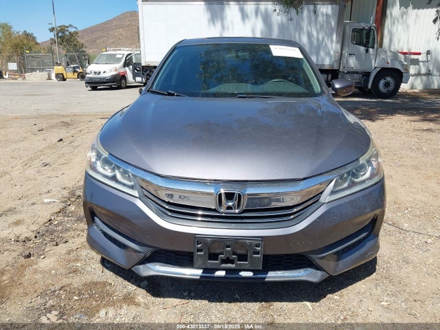 Honda ACCORD LX 2017 1HGCR2F36HA082355 Image 12
