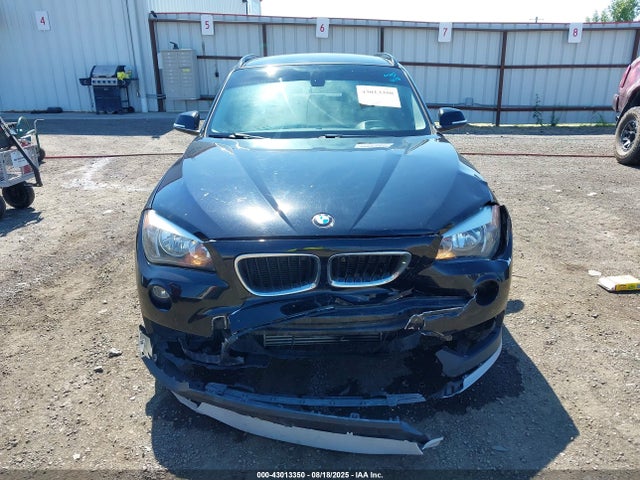 BMW X1 2015 WBAVL1C57FVY25892 Image 12
