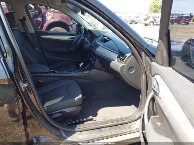 BMW X1 2015 WBAVL1C57FVY25892 Image 5
