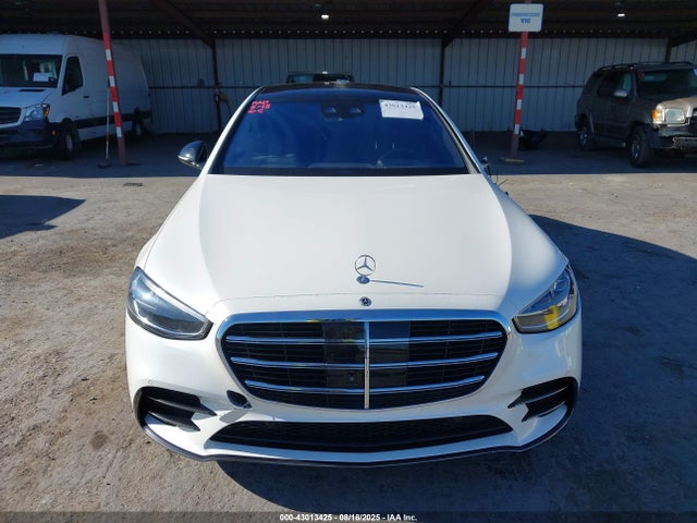 W1K6G6DB0PA219314 Mercedes-Benz m256