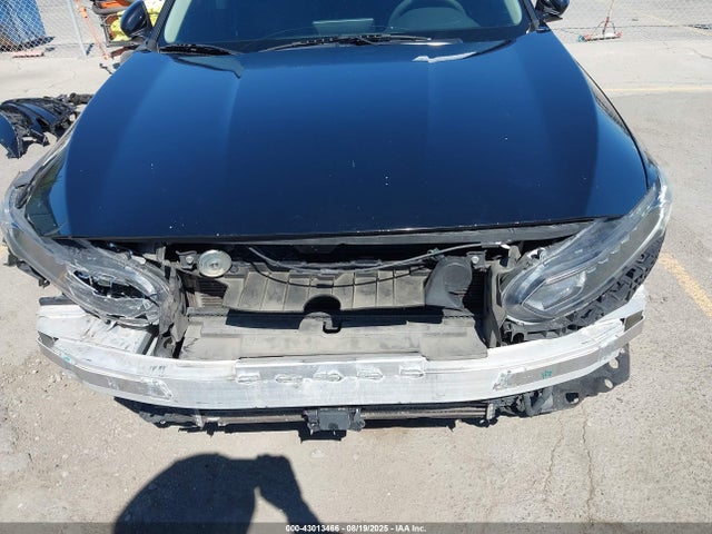 1HGCV1F11JA161037 Honda ACCORD LX