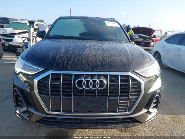 Audi 45 tfsi 2023 WA1EECF3XP1031491 Image 12