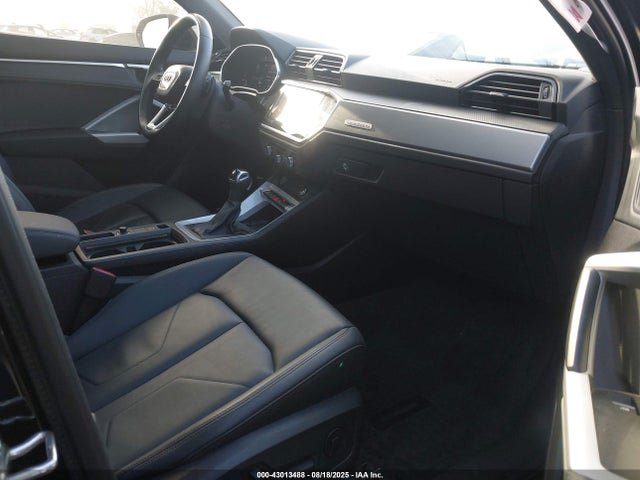 2023 AUDI Q3 WA1EECF3XP1031491 Photo 4