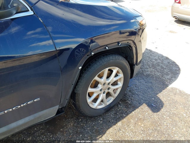1C4PJLCBXEW158702 Jeep Cherokee