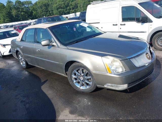 2011 CADILLAC DTS 1G6KD5E68BU105990 Photo 0