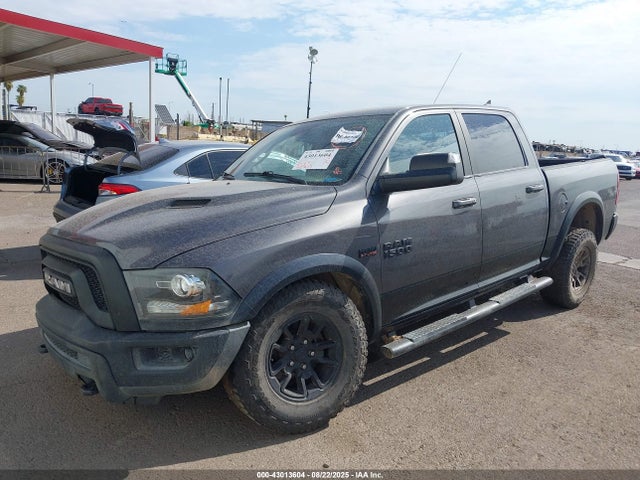 RAM 1500 2018 1C6RR7YT8JS122252 Image 2